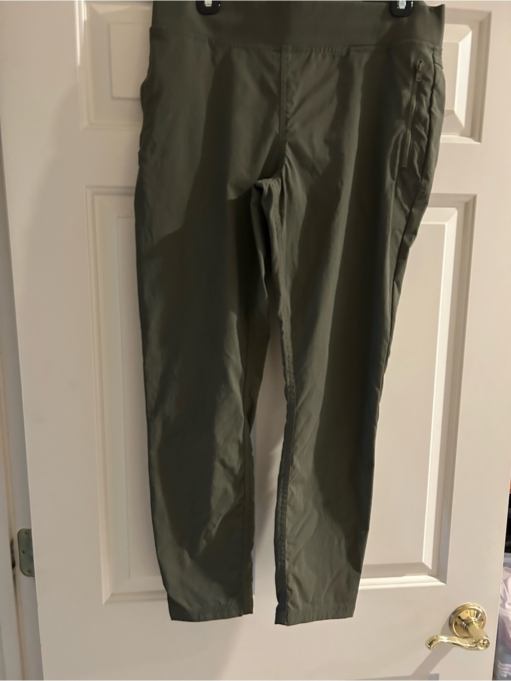 Toad&Co Women's Olive Green Cropped Active Pants
